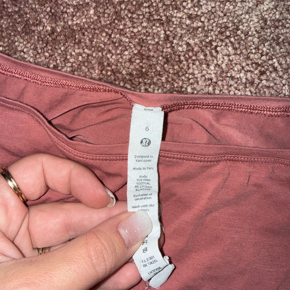 Lululemon top - Picture 2 of 3